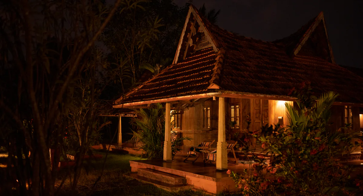 night view of kondai lip cottages